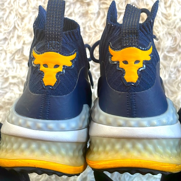 EUC under Armour Project Rock 1 - Blue White Red men’s 10.5 gym trainers! - Picture 2 of 5